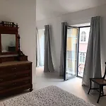 Blue House - Santa Marta Ii 홈스테이 리스본